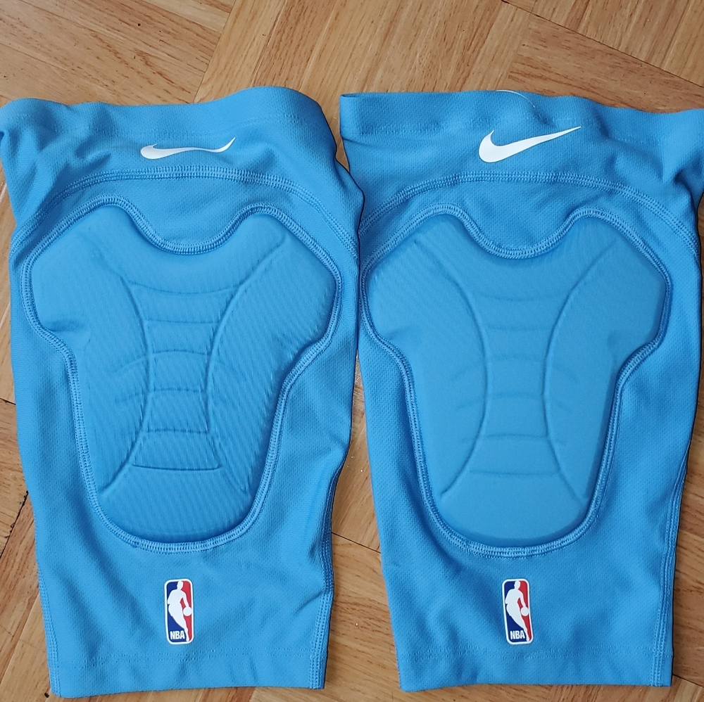 Nike Pro Basketball Knee Pad NBA Carolina Blue NWT